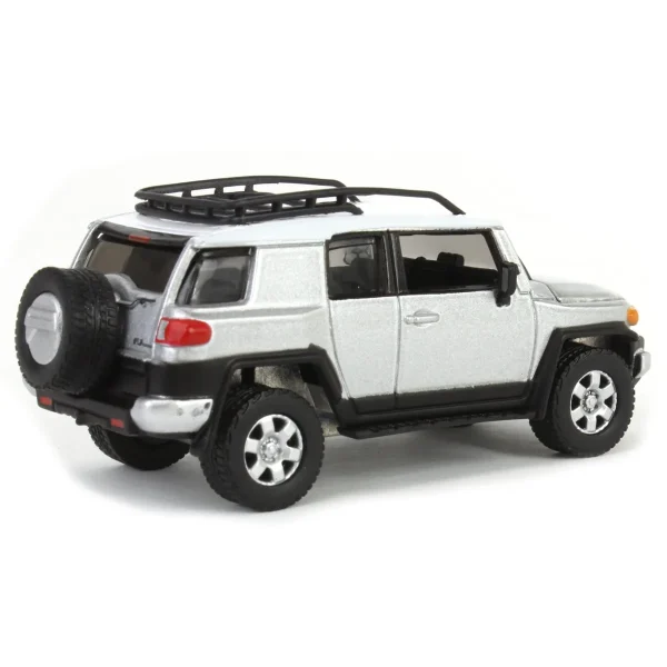 Manufacturer_Auto World Cars & Suvs<1/64 Johnny Lightning Classic Gold 2022 Release 3A - 2007 Toyota FJ Cruiser, Titanium Silver