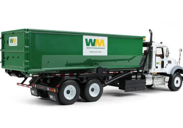 Manufacturer_First Gear, Inc. Dump Trucks<1/34 Mack Granite Waste Management Truck with Green Roll off Container
