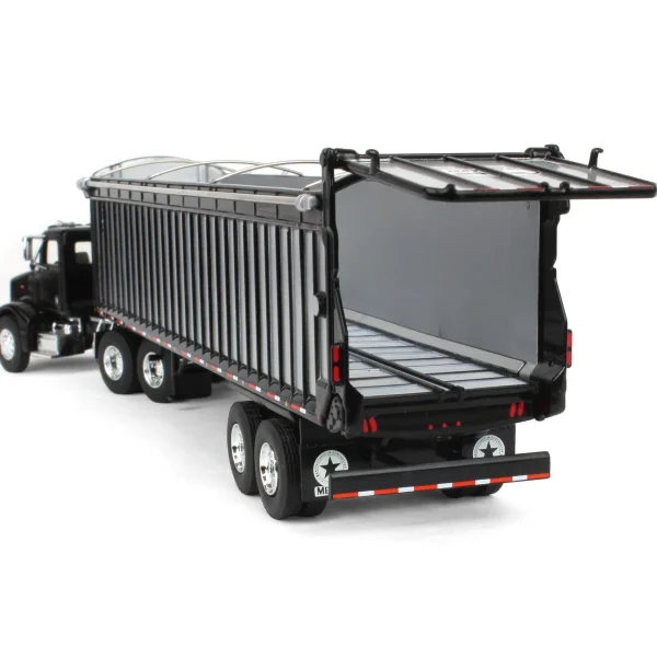 Manufacturer_SpecCast Dump Trucks<1/64 Peterbilt 385 with Meyer 9140RT Boss Silage Trailer
