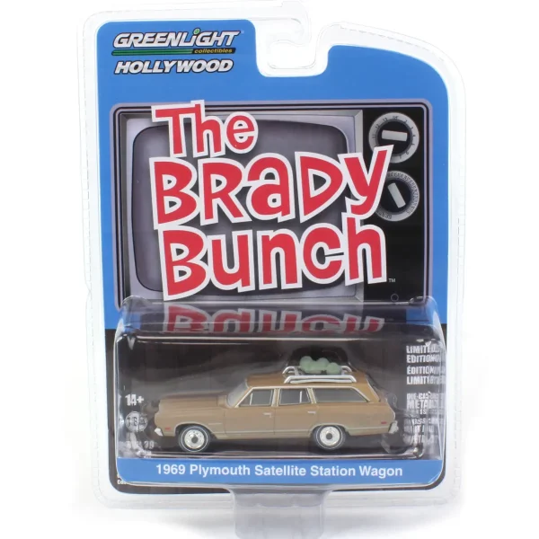 Manufacturer_Greenlight Collectibles Cars & Suvs<1/64 1969 Plymouth Satellite Station Wagon, Brady Bunch, Hollywood Series 39