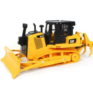 Manufacturer_Diecast Masters Radio Control<1/24 Radio Control Caterpillar D7E Track-Type Tractor Dozer, Made of Durable Plastic