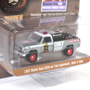 Manufacturer_Greenlight Collectibles Cars & Suvs | Pickup Trucks<Raw Chase Unit ~ 1/64 1987 Dodge Ram D250 with Fire Equipment, Hose & Tank, Smokey Bear Series 4