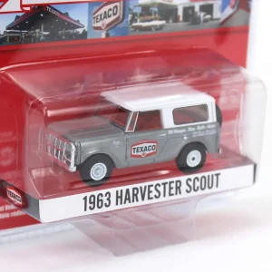 Manufacturer_Greenlight Collectibles Cars & Suvs<Raw Chase Unit ~ 1/64 1963 Harvester Scout, Texaco Special Edition Series 1