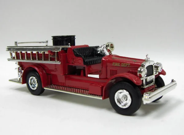 Manufacturer_ERTL Emergency Vehicles<1/30 1923 Seagrave Fire Engine Bank, Dubuque Iowa Department, Pumper Unit No. 5