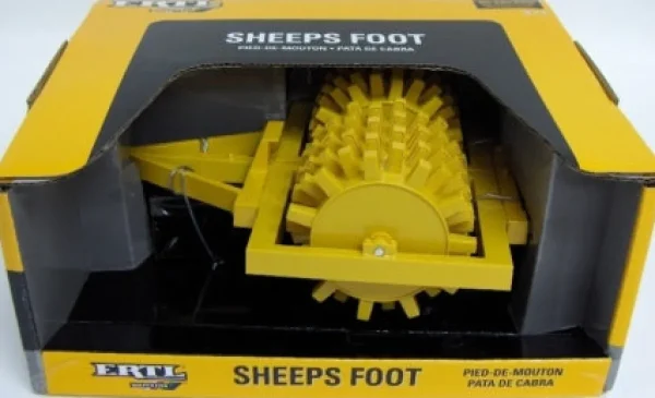 Manufacturer_ERTL Implements<1/16 Sheeps Foot Roller Implement