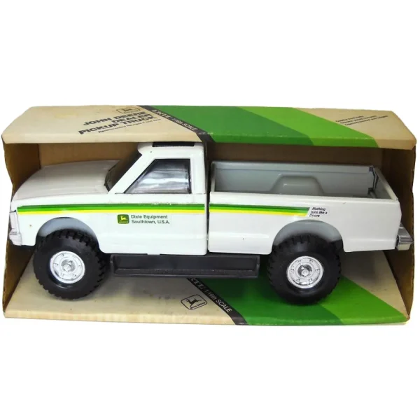 Manufacturer_ERTL Pickup Trucks<1/16 Steel John Deere GMC Pickup Truck with Chrome Wheels