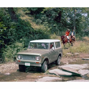 Outback Toys Books, Calendars & Dvds<Updated International Scout Encyclopedia: The Authoritative Guide to IH's Legendary 4x4