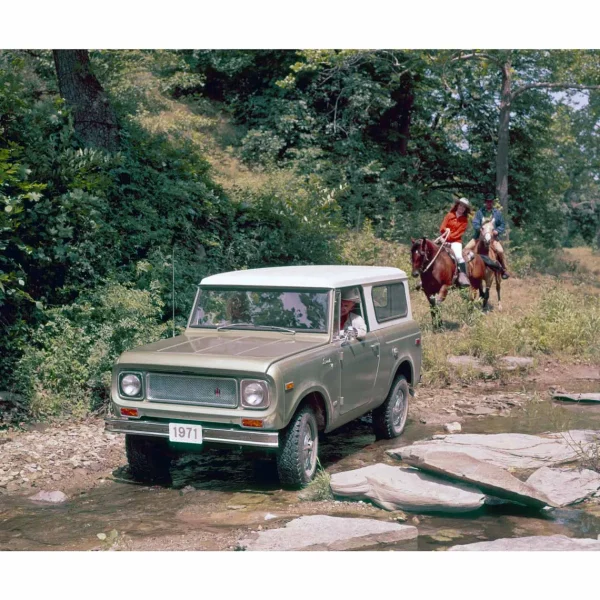Outback Toys Books, Calendars & Dvds<Updated International Scout Encyclopedia: The Authoritative Guide to IH's Legendary 4x4